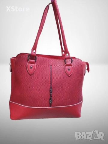 Излъчвайте страст и елегантност с нашата червена дамска чанта, снимка 2 - Чанти - 52582829