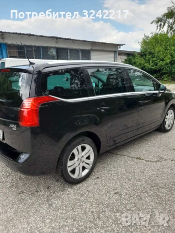 Peugeot 5008 1.6 HDi E, снимка 17 - Автомобили и джипове - 50579250