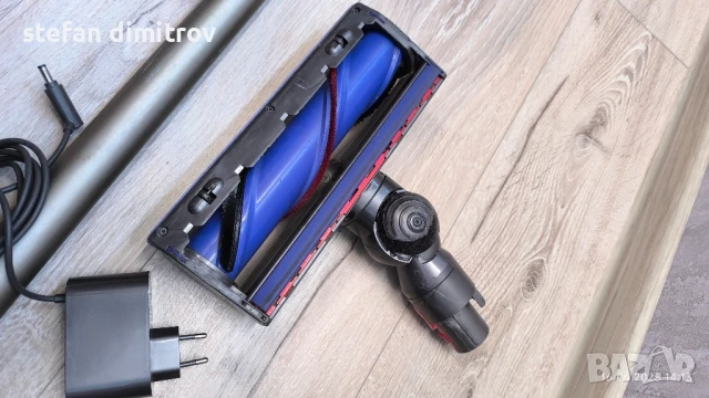 Dyson V8 Animal+ 

, снимка 4 - Прахосмукачки - 50685211