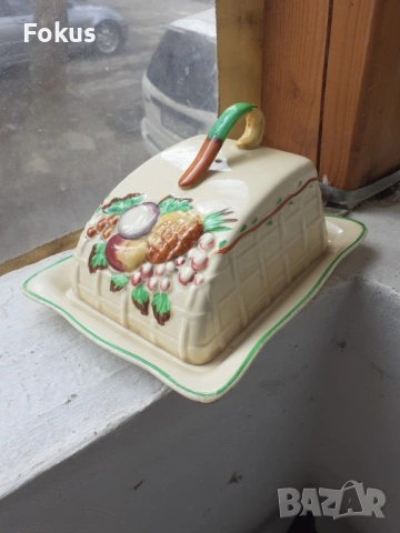 Порцеланов съд за масло Staffordshire England порцелан