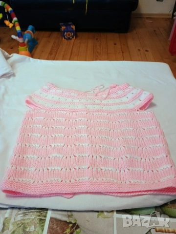 Бебешки дрешки ръчно плетиво, подходящи за възраст до 12 месеца, снимка 2 - Жилетки и елечета за бебе - 51441846