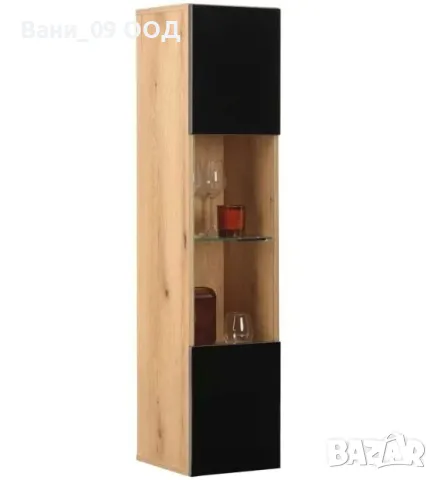 Стенна витрина в 2 цвята 