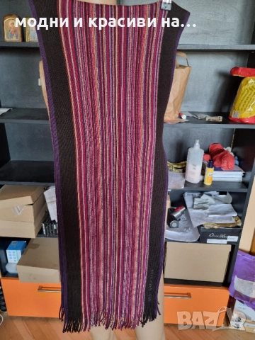 Шал Hugo Boss(вълна), снимка 9 - Шалове - 52430306