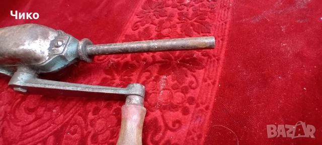 Здрава ръчна бормашина , снимка 4 - Антикварни и старинни предмети - 52442869