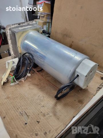 Газов бойлер каравана кемпер Carver Cascade газ 220V, снимка 2 - Ремаркета - 52095089