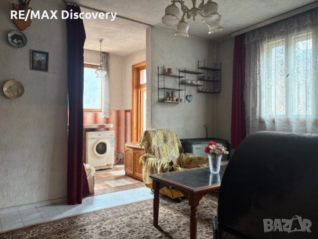 Топ имот в тих квартал в градска среда, снимка 7 - Къщи - 54108425