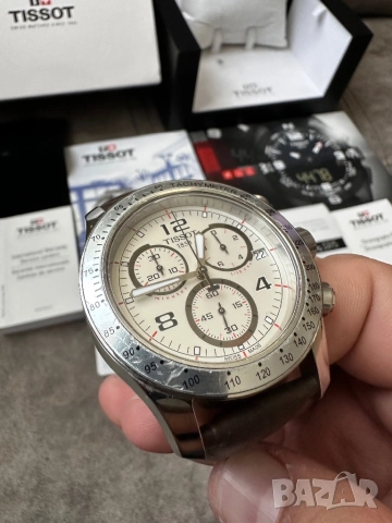 Швейцарски часовник Tissot V8, снимка 3 - Мъжки - 52506335