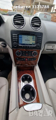 Продавам Мерцедес ML320 2006г, снимка 8 - Автомобили и джипове - 52061491