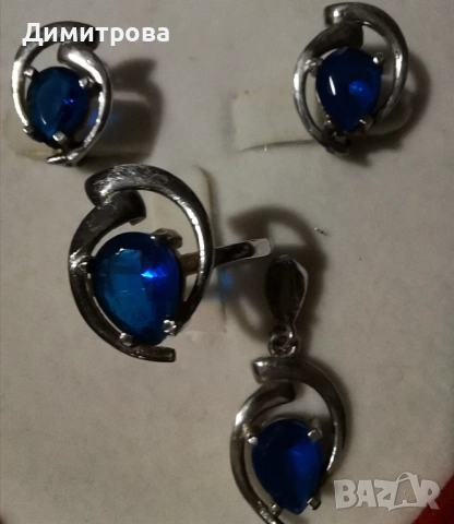 Прекрасен сребърен комплект със сапфир , снимка 3 - Колиета, медальони, синджири - 53660465