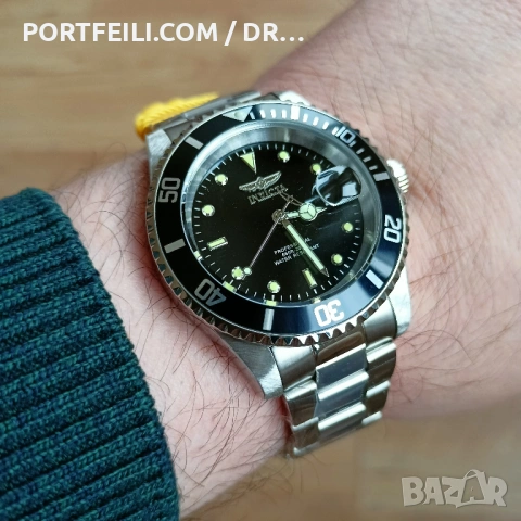 Нова Invicta, 200m, Seiko Caliber/Hattori/TMI C32 кварц, корона на винт с безплатна доставка!