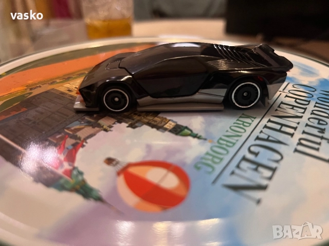 Hotwheels-интересен