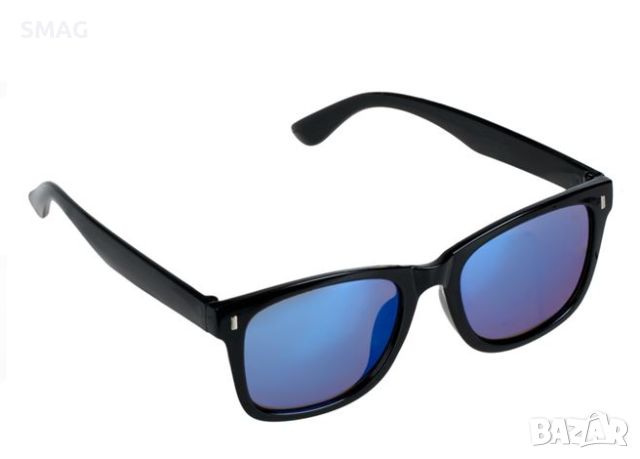 Мъжки слънчеви очила черна рамка сини стъкла