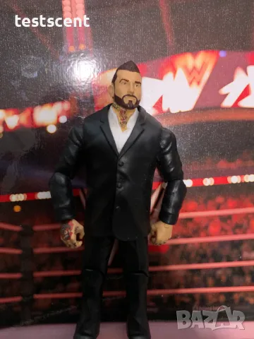 Екшън фигура WWE Corey Graves Кори Грейвс attel Basic играчка ring announcer commentator, снимка 11 - Колекции - 49151004