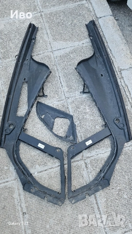 Кори около двигателя BMW F10/F11