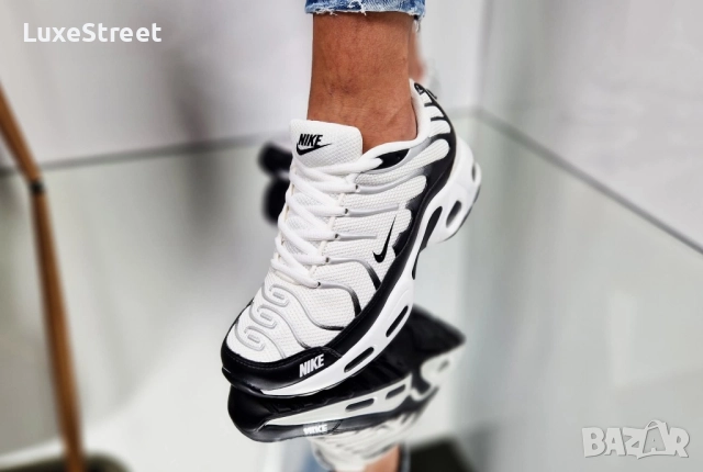 Дамски Маратонки Nike , снимка 2 - Маратонки - 52424896