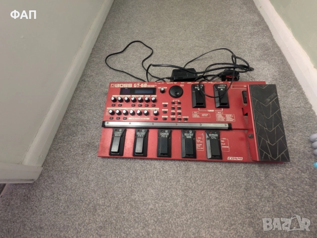 BOSS GT 6B мултиефект процесор за бас