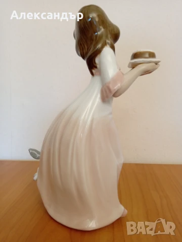 Порцеланова сатуетка Маркирана, снимка 5 - Статуетки - 50495949