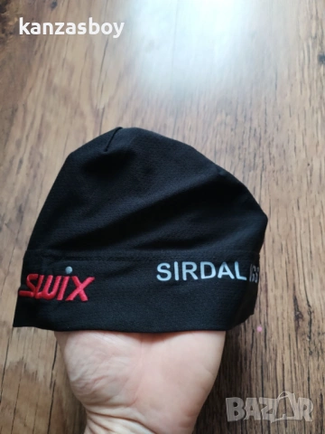 swix - страхотна шапка , снимка 5 - Шапки - 53020320
