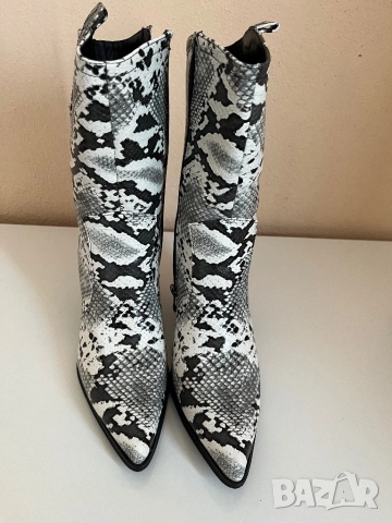 Каубойски модерни ботуши, снимка 2 - Дамски ботуши - 52836210