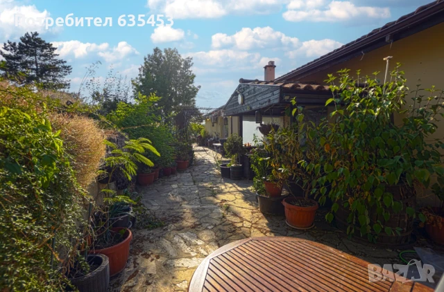 Продава 205 м2 обзаведена къща с 4000 м2 двор  на 7 км от Провадия, снимка 7 - Къщи - 51003113