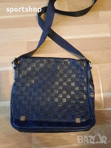 Gucci , Armani , Louis Vuitton , Prada - Чанти , раница , чанта за лаптоп , снимка 15 - Чанти - 45282605