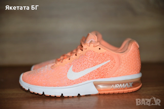 Nike AIR Max оригинални дамски маратонки 38,5 номер, снимка 3 - Маратонки - 53793452