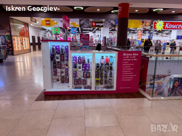 Модерен Модулен Щанд за Аксесоари - Напълно Оборудван (LED + TV), снимка 4 - Стелажи и щандове - 53829069