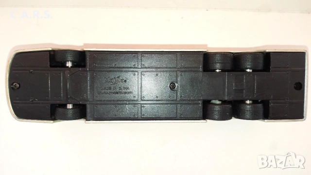 FC Barcelona Team Bus Maisto - Мащаб 1:43, снимка 5 - Колекции - 53721737