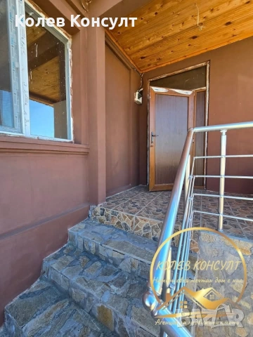🥇 Агенция “Колев Консулт” продава двуетажна къща в село Поповица, община Садово, област Пловдив , снимка 7 - Къщи - 53959401