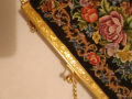 Викторианска дамска чанта с  Антична чанта Petit Point от 1900 г. Малка чанта с богато украсена злат, снимка 3