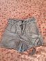 Къси панталонки с колан, снимка 1 - Къси панталони и бермуди - 45436524