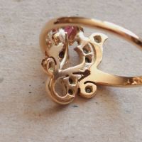 Дамски златен пръстен с инкрустирани диаманти и рубин, злато 12к., снимка 9 - Пръстени - 45434444