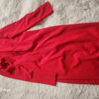 Червена рокля, снимка 2 - Рокли - 45343294