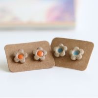 Керамични обеци със сини или оранжеви тичинки (006), снимка 4 - Обеци - 45357801