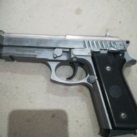 Метален Еърсофт Пистолет Берета, сив цвят , снимка 1 - Въздушно оръжие - 45221541