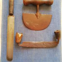 Стари ножове занаятчийски от различни държави и различни  времена. , снимка 1 - Антикварни и старинни предмети - 45271281