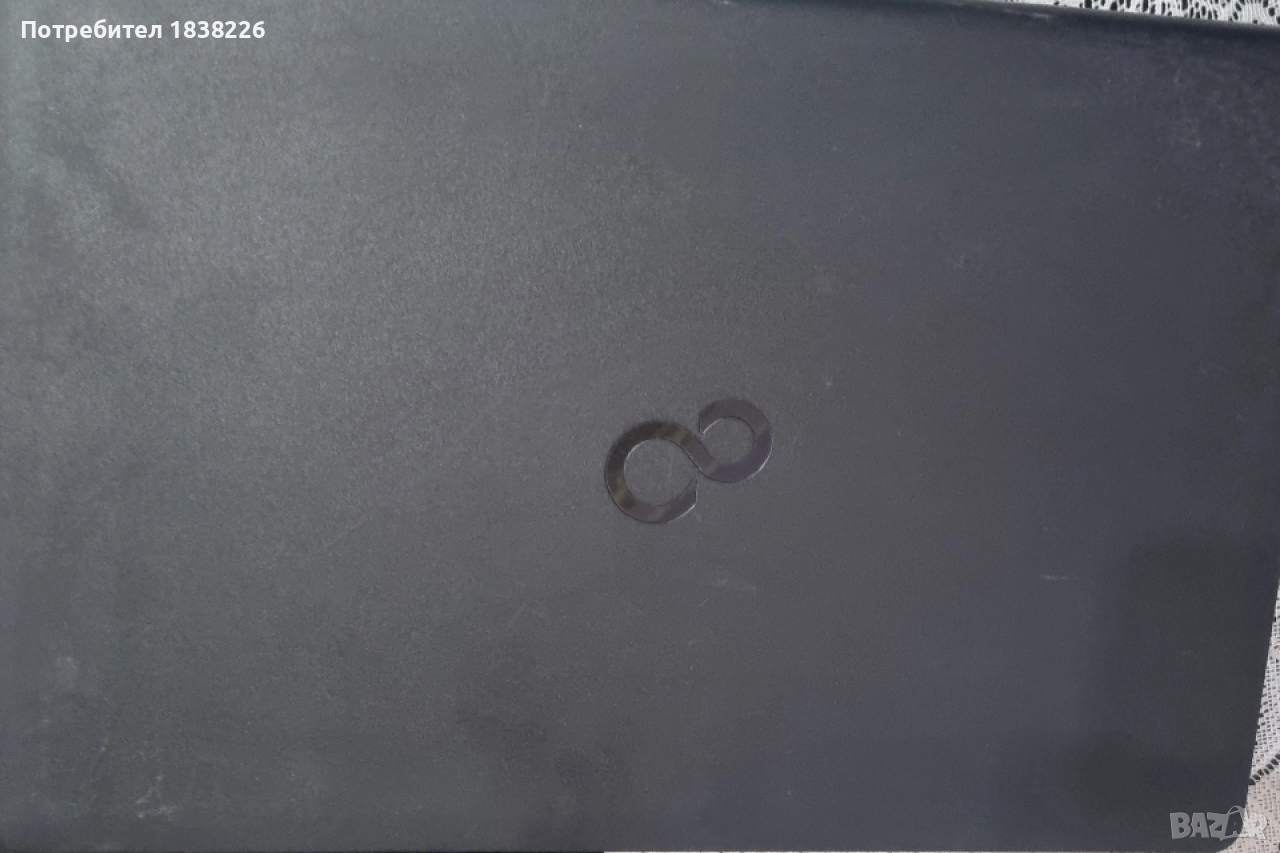 Fujitsu LIFEBOOK A557, снимка 1