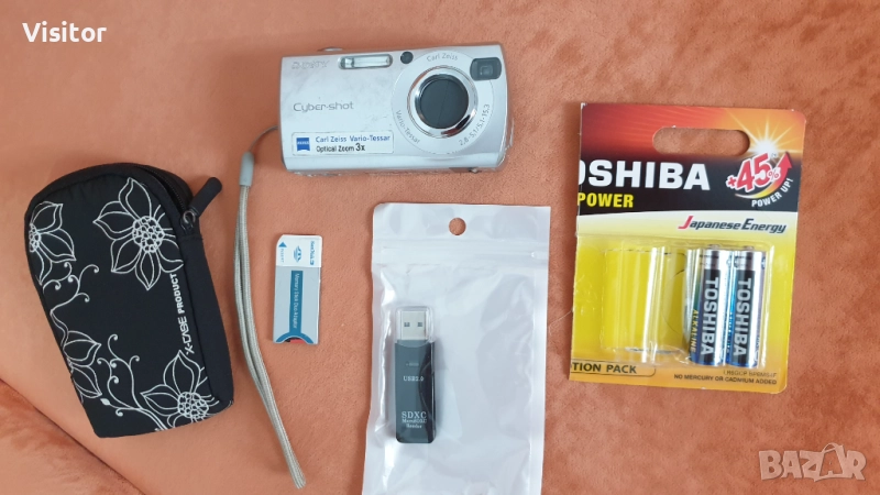 фотоапарат Sony Cyber-shot DSC-S40, снимка 1