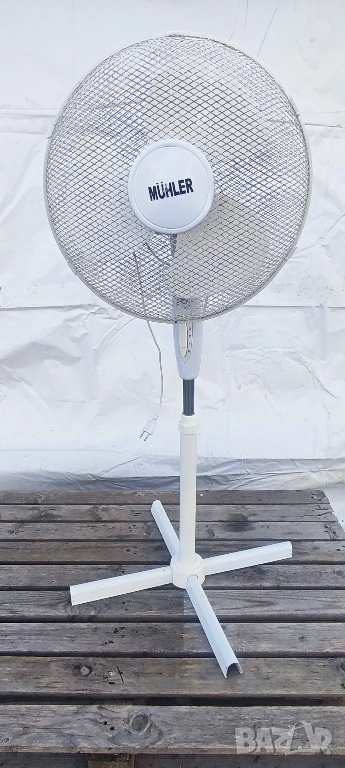 Вентилатор на висока стойка с въртяща се глава, снимка 1