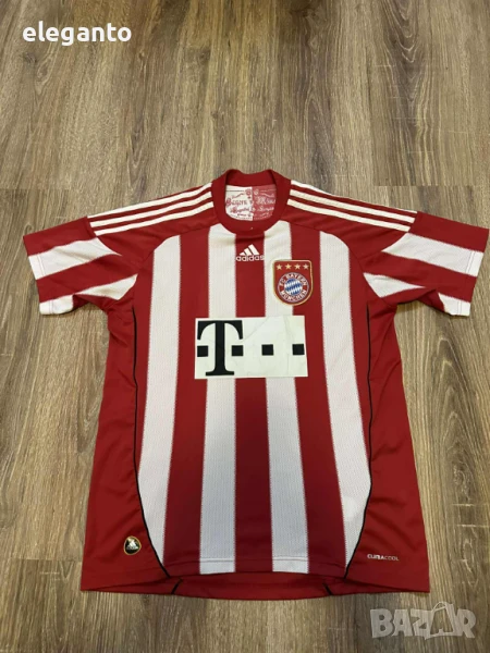 Оригинална мъжка!  FC Bayern Munich x ADIDAS x #25 Thomas Muller home 2010 , M, снимка 1