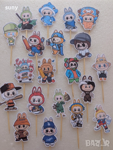 Топер на клечка за украса Лабубу, снимка 1