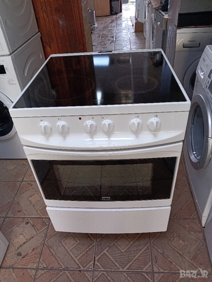 Свободно стояща печка с керамичен плот VOSS Electrolux с две години гаранция!, снимка 1