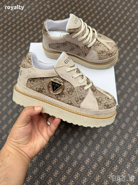 Guess НА ЕДРО Дамски Обувки Различни Цветове 8 Бр. , снимка 1