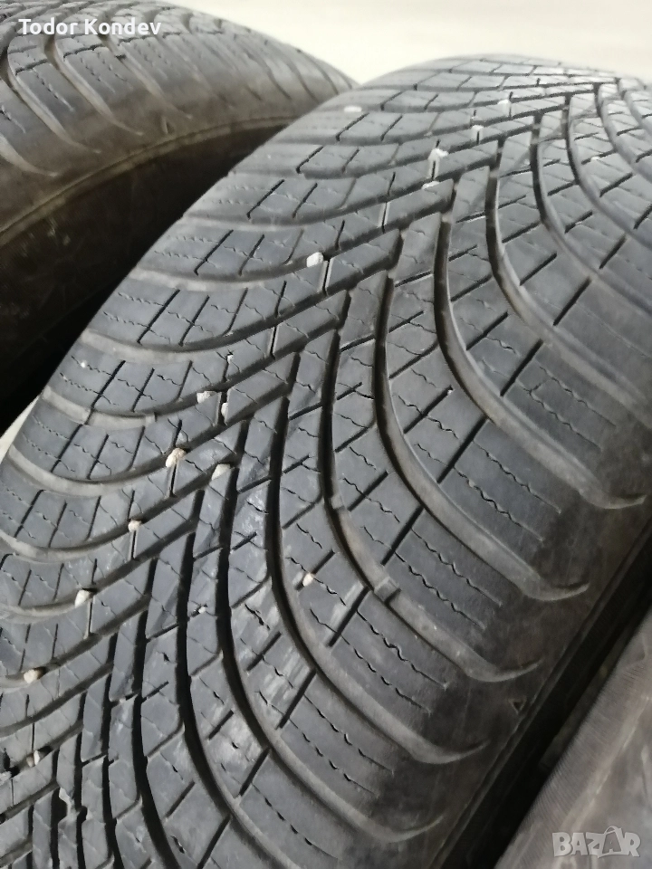 Зимни гуми Дебица Навигатор 215/60 17цола, снимка 1