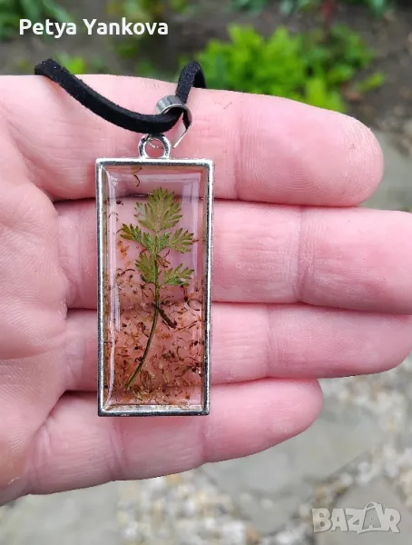 Колие от естествени цветя , снимка 1