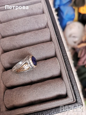 сребърен пръстен със златни орнаменти и естествен камък , снимка 3 - Пръстени - 53981042