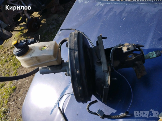 Серво усилвател със спарачна помпа  за Renault Megane Scenic (1997 - 2002), снимка 2 - Части - 53757444