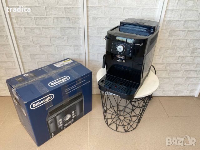 Кафеавтомат Delonghi Magnifica S ECAM11.112.B Еспресо Кафемашина 1450W, снимка 2 - Кафемашини - 45995992