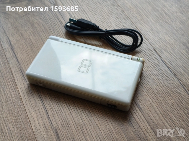 Хакнат Nintendo DS Lite с над 200 игри, снимка 3 - Nintendo конзоли - 52487860