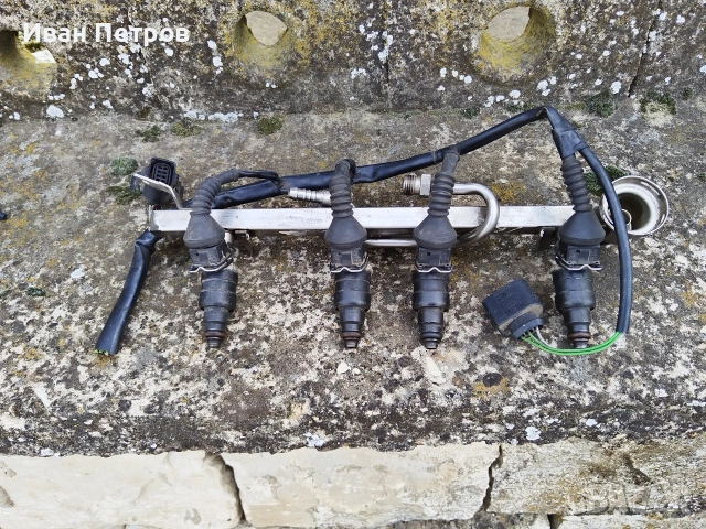 инжектори със реика за Audi A4 b5 1.6 101k.s